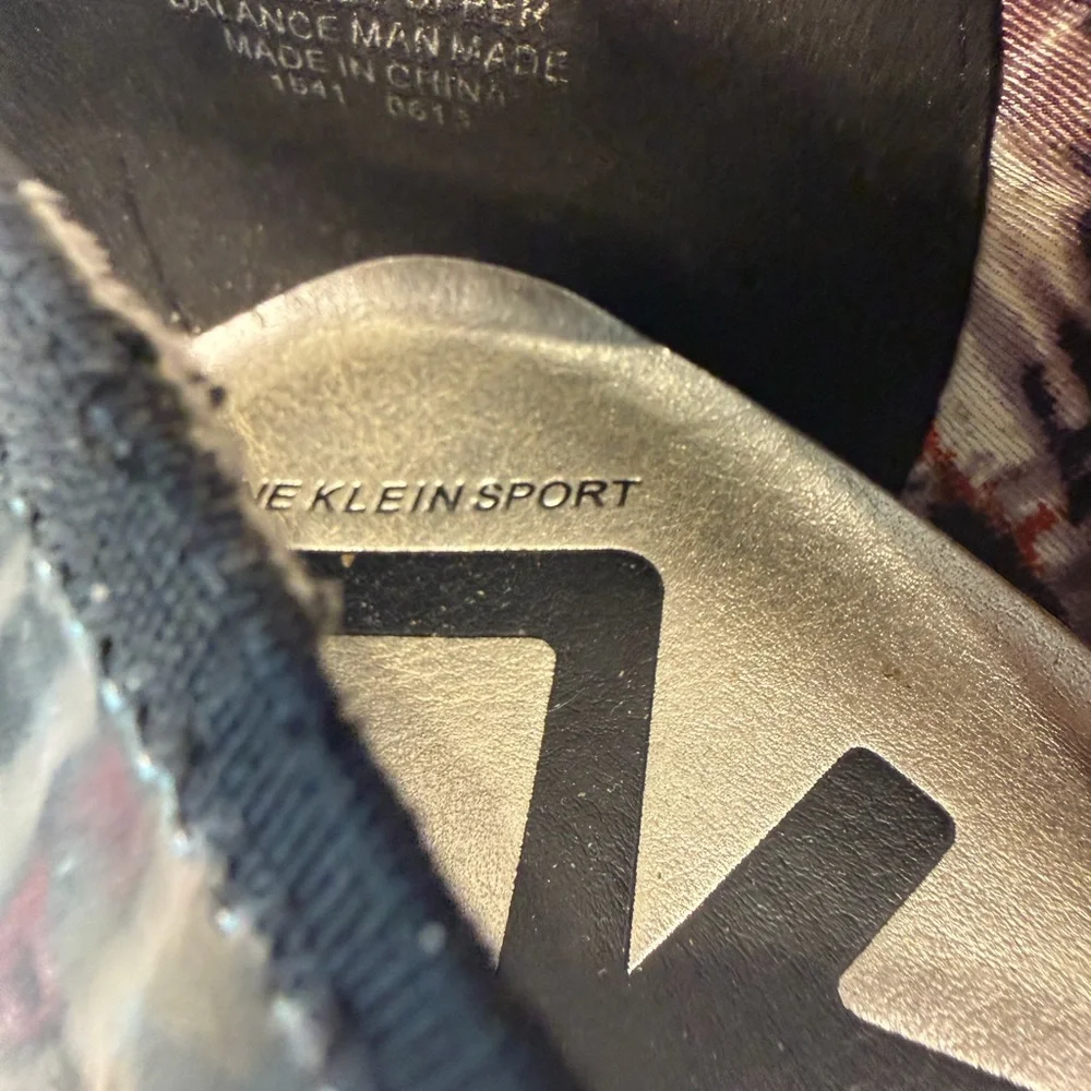 Anne Klein Sport Womens AKDefinitely gray/ Black‎ Patent Wedge Pump US 10M